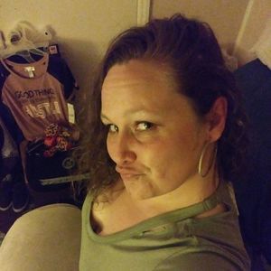 Meet your Posher, Holly